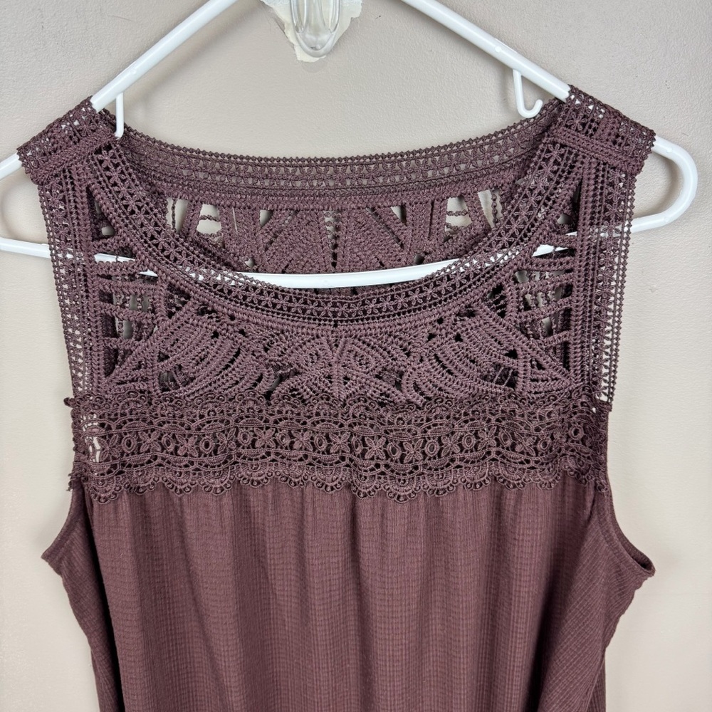 Torrid Deep Mahogany Texture Jersey Crew Neck Lace Yoke Swing Tank Size 1X - Picture 6 of 15